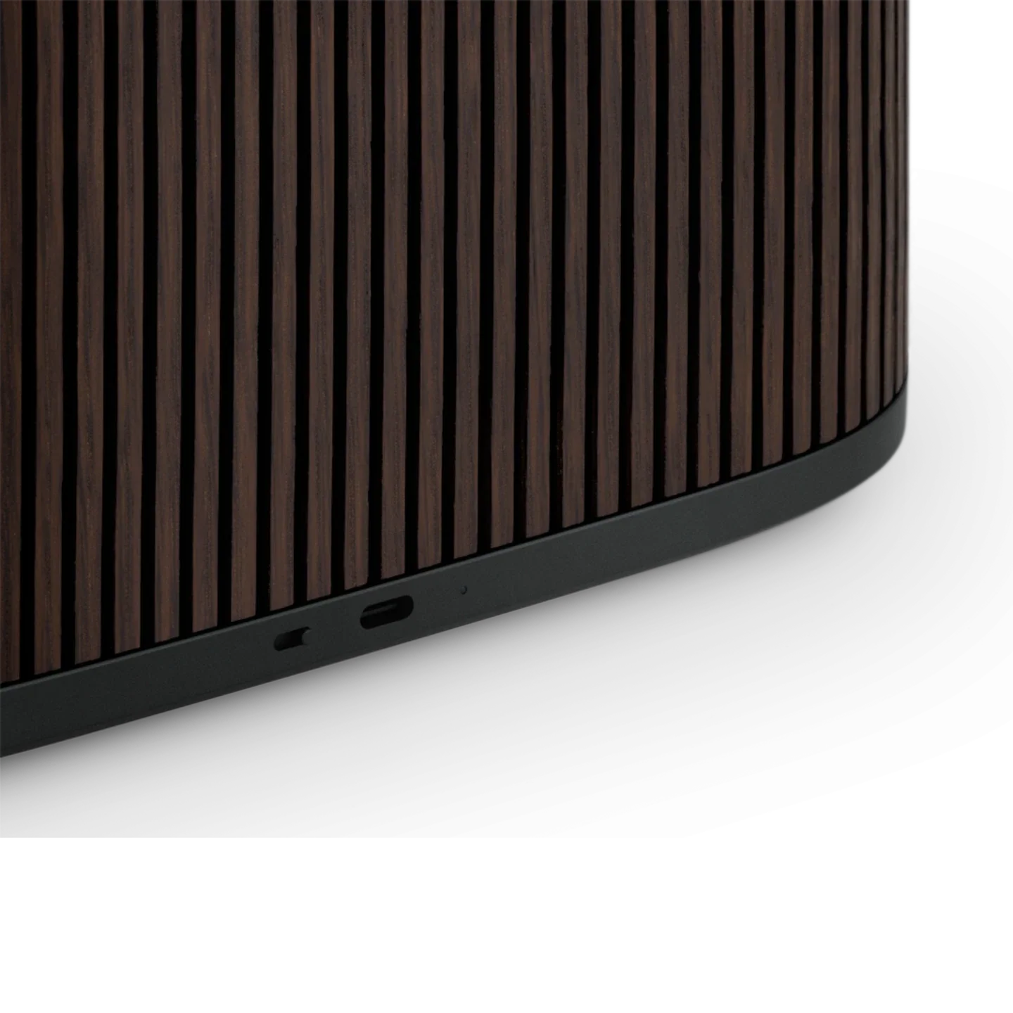 Bang & Olufsen Beosound A5 Taşınabilir Kablosuz Hoparlör